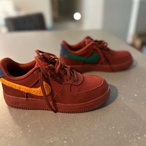 Nike Air Force 1 Low - Somos Familia - 2.5 worn 4 times